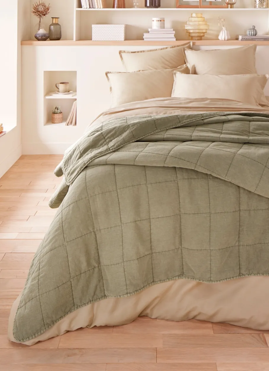 Bouchara Jete De Lit, Edredon^BOUT DE LIT MATELASSÉ UNI