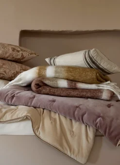 Bouchara Jete De Lit, Edredon^ÉDREDON EN VELOURS GANSÉ D'UN BIAIS CONTRASTÉ