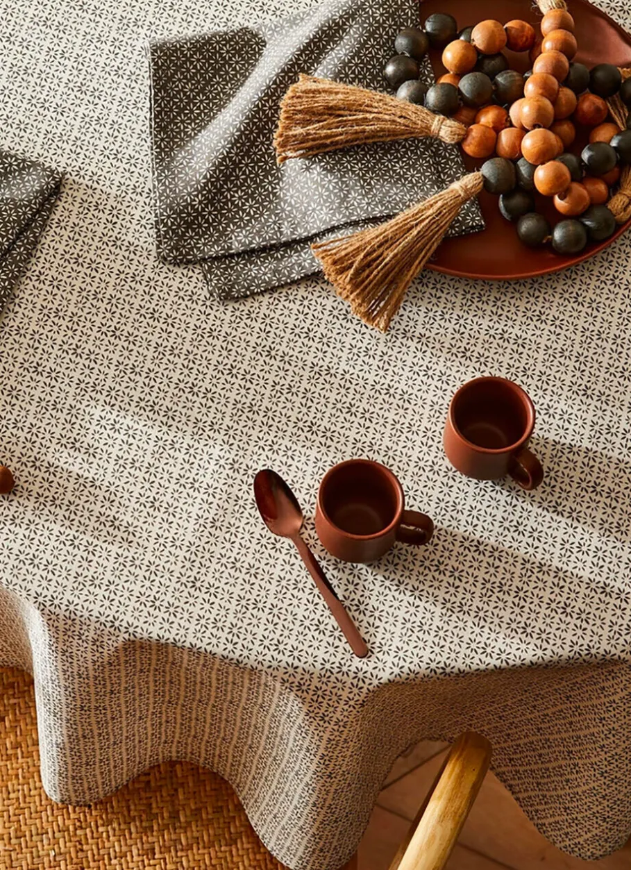 Bouchara Nappe^NAPPE ENDUITE RONDE MOTIF FANTAISIE