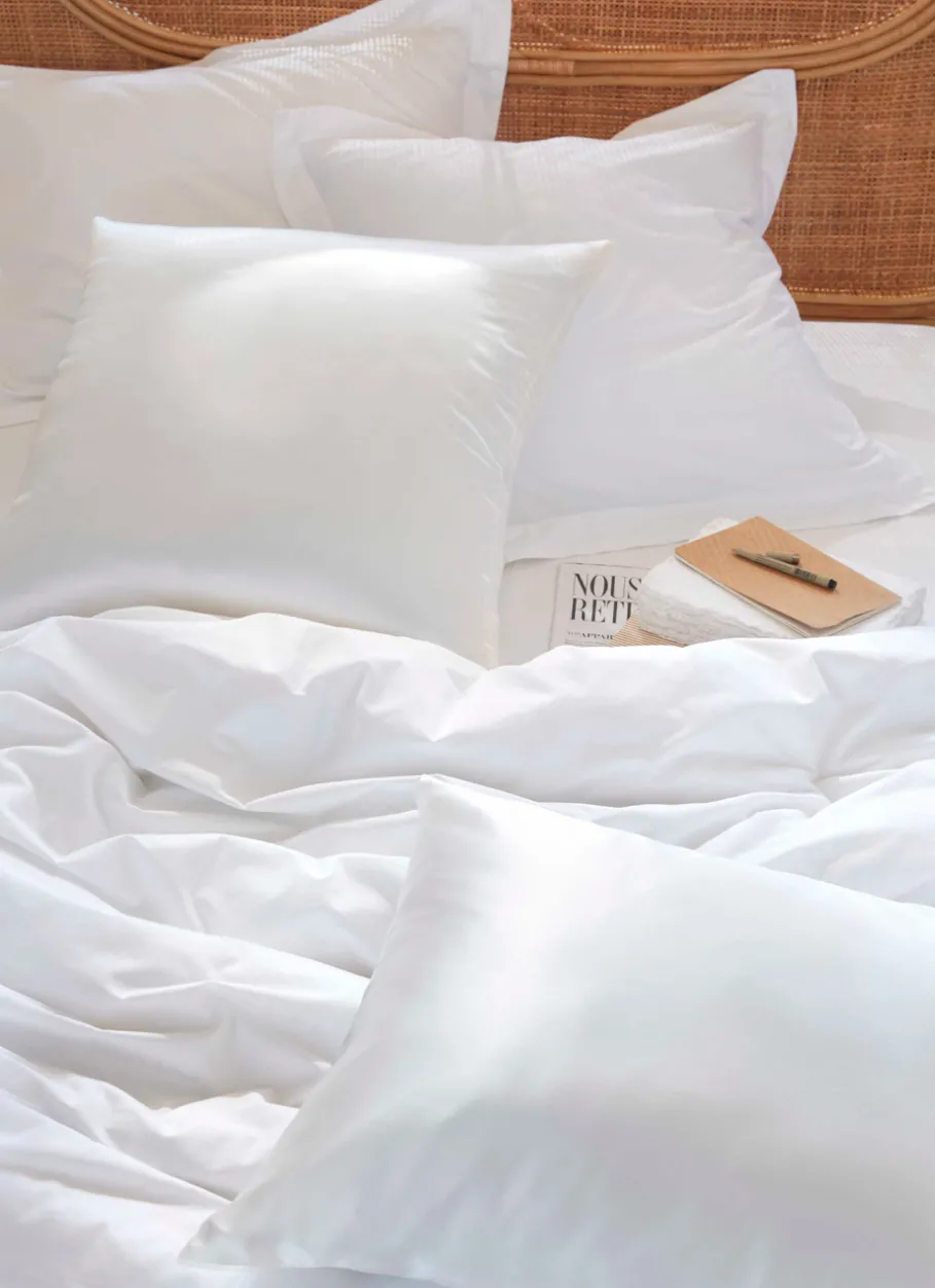 Bouchara Taie Unie^TAIE D'OREILLER PURE SOIE DE MÛRIER