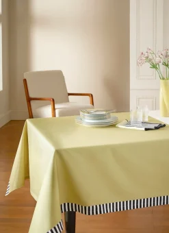 Bouchara Vase, Cache-Pot^VASE TORSADÉ EN VERRE OPAQUE